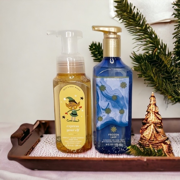 Bath & Body Works Hand Soap Merry Cookie & Frozen Lake Winter Holiday Scents Nwt - Picture 1 of 4